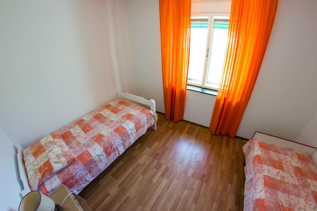 Apartments Stefanovski Paradiso Veli Lošinj Oda fotoğraf