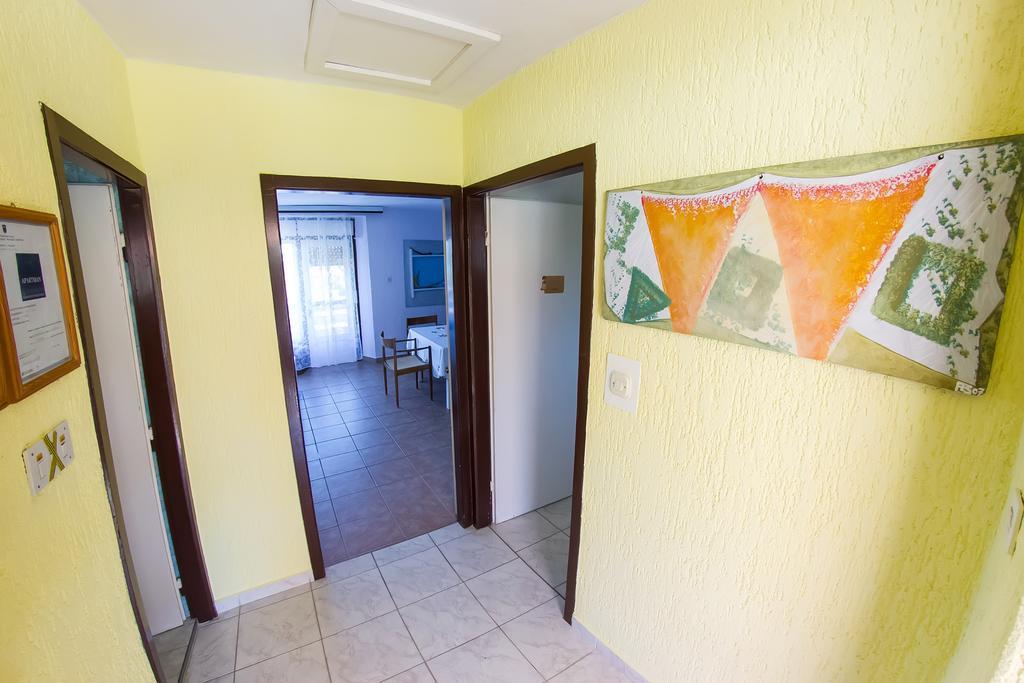 Apartments Stefanovski Paradiso Veli Lošinj Oda fotoğraf
