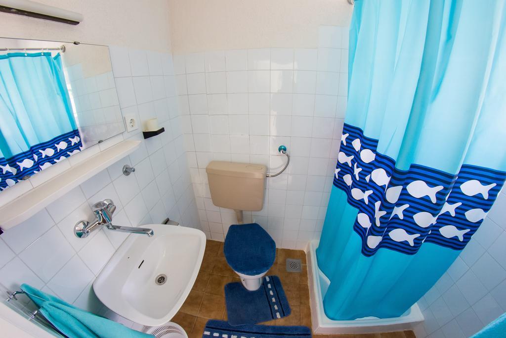 Apartments Stefanovski Paradiso Veli Lošinj Oda fotoğraf